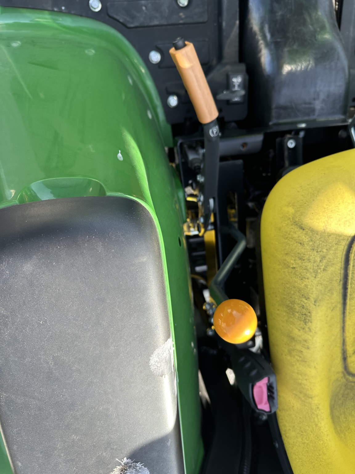  2024 John Deere 3025E at Heritage Tractor in Joplin, MO