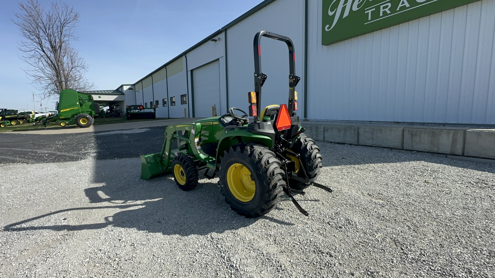  2024 John Deere 3025E at Heritage Tractor in Joplin, MO