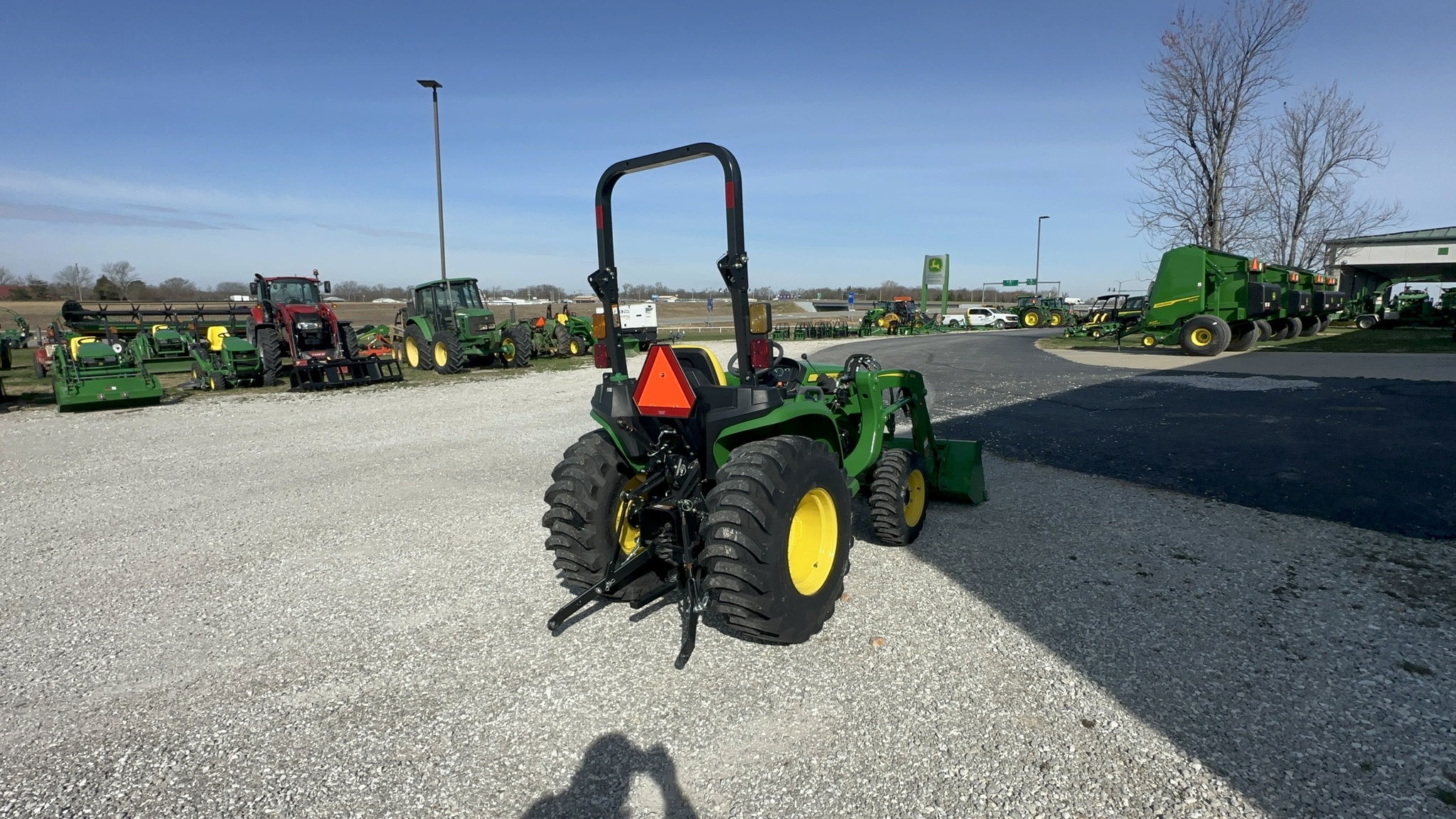  2024 John Deere 3025E at Heritage Tractor in Joplin, MO
