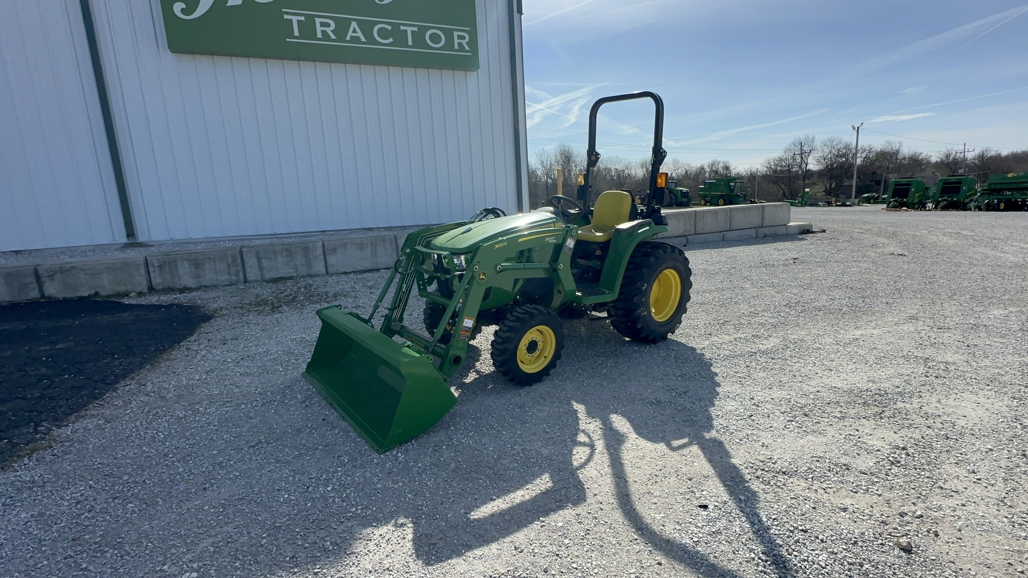  2024 John Deere 3025E at Heritage Tractor in Joplin, MO