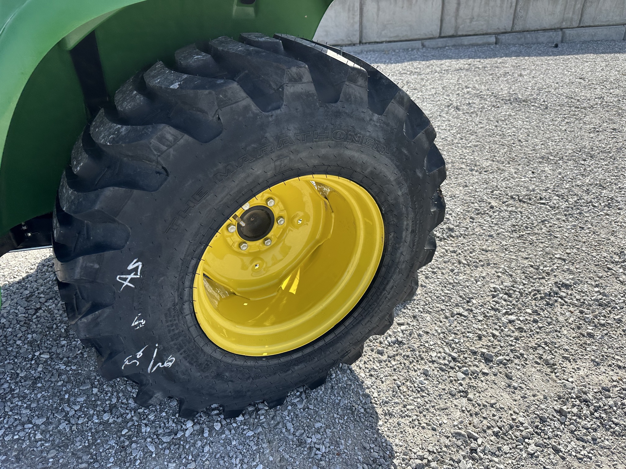  2024 John Deere 3025E at Heritage Tractor in Joplin, MO