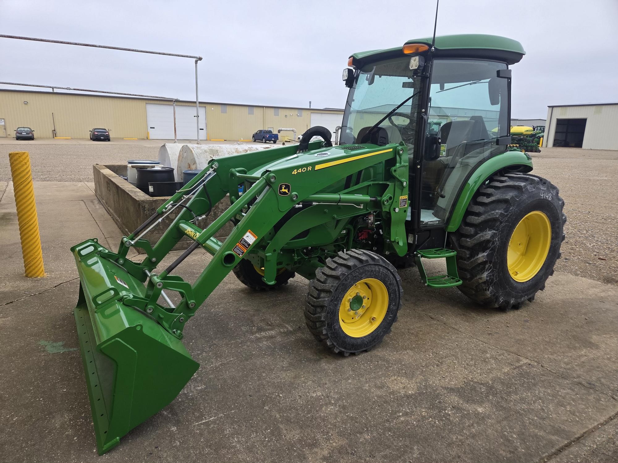  2025 John Deere 4075R at Heritage Tractor in Macomb, IL