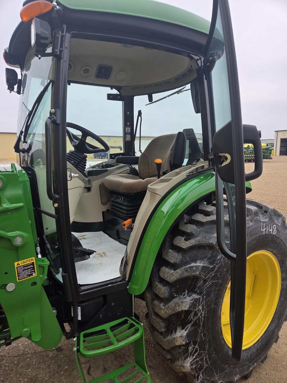  2025 John Deere 4075R at Heritage Tractor in Macomb, IL