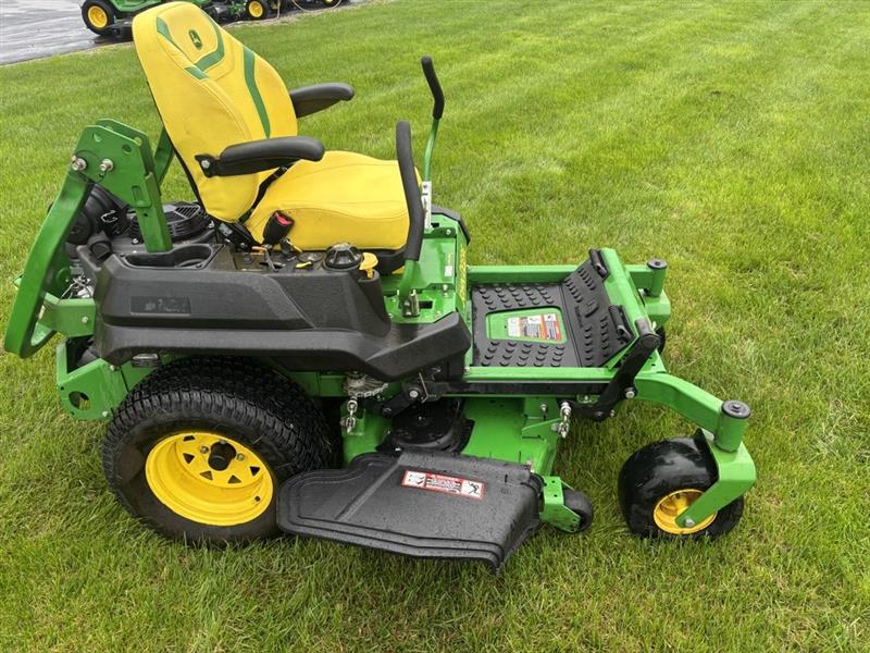 2023 John Deere Z740R Image 5