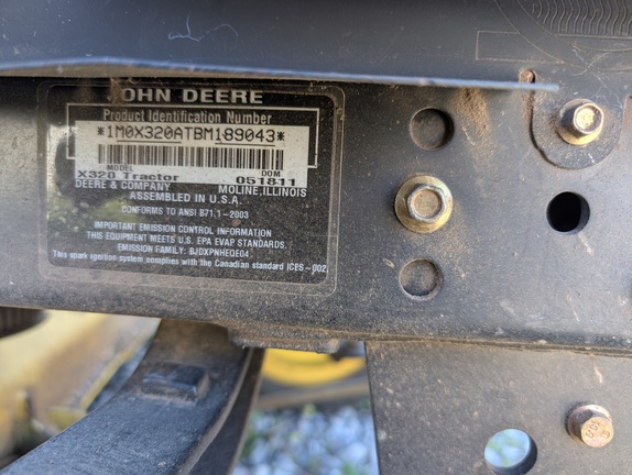 Photo of 2011 John Deere X320