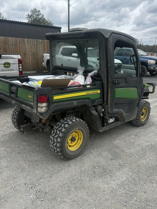 Photo of 2018 John Deere XUV 835M