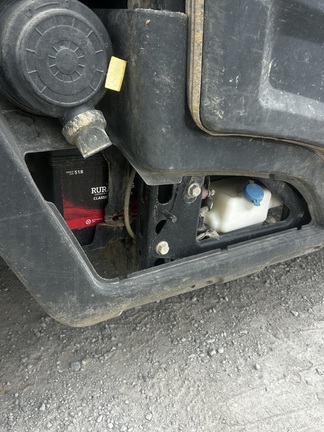 Photo of 2018 John Deere XUV 835M