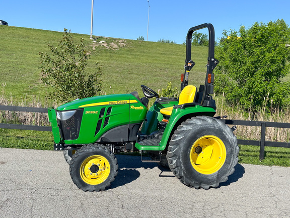 2022 John-Deere 3038E