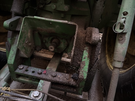 Used 1984 John Deere 4650 Row Crop Tractors at Koenig Equipment in Anna, OH - Photo16