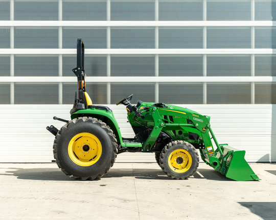 New In-Stock 2026 John Deere 3032E Compact Utility Tractors at Horizon Ag & Turf in Horizon Ag & Turf,  - Photo3