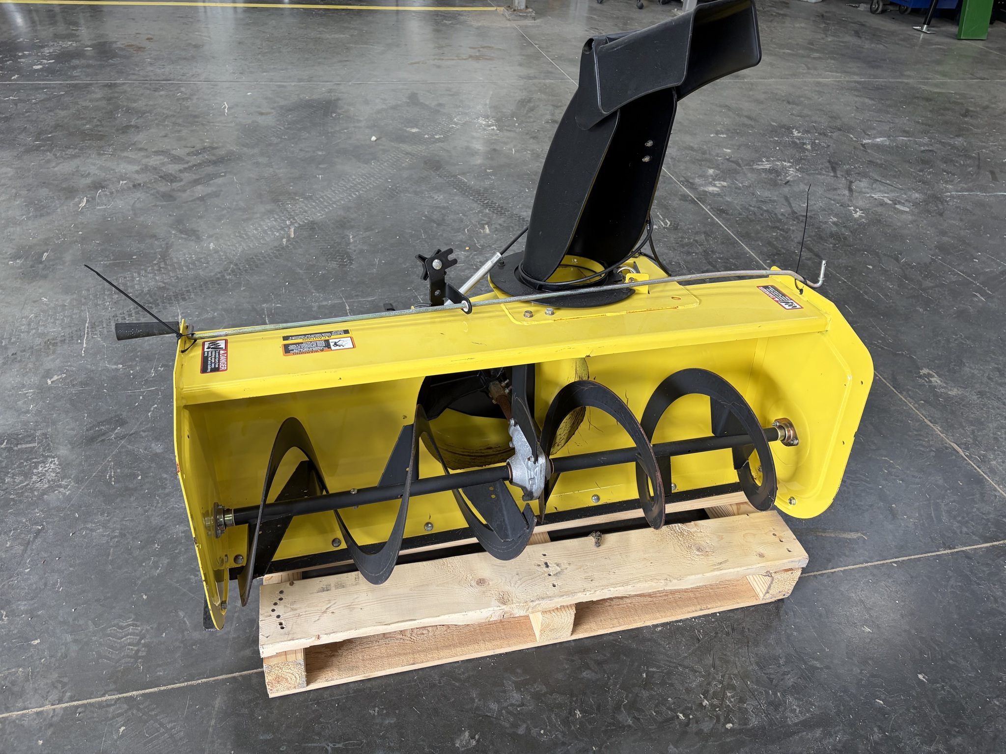 John Deere X310 Image 19