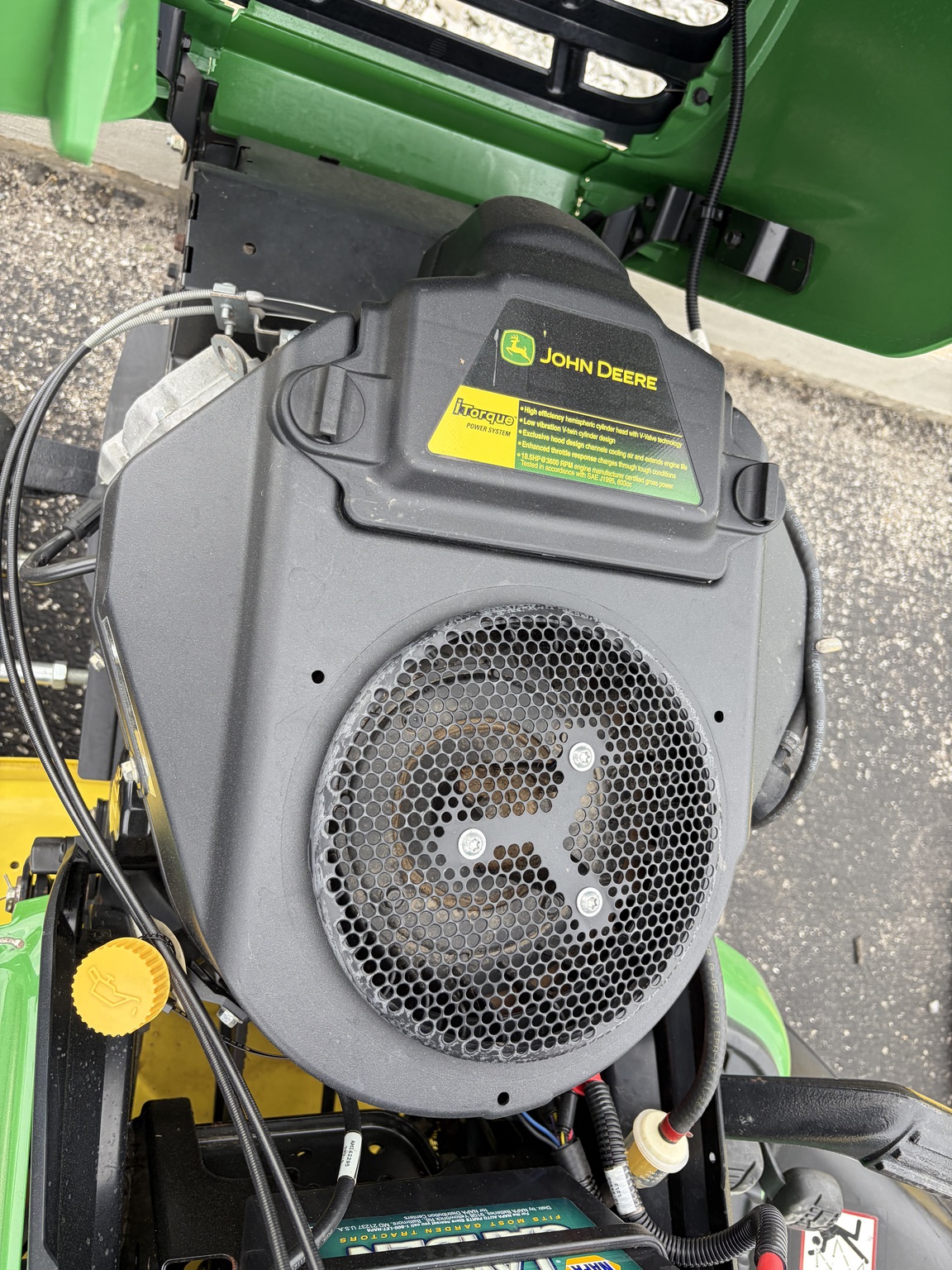 John Deere X310 Image 16