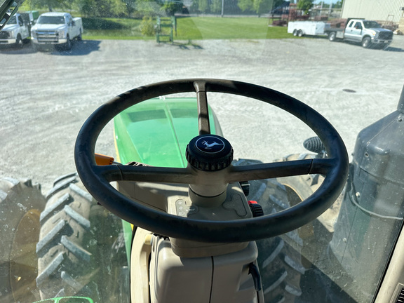 2017 John-Deere 8370R
