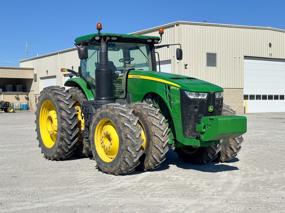 2017 John-Deere 8370R