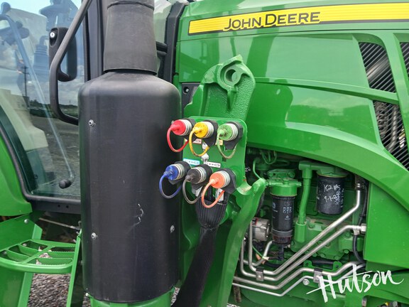 Photo of 2022 John Deere 6135E