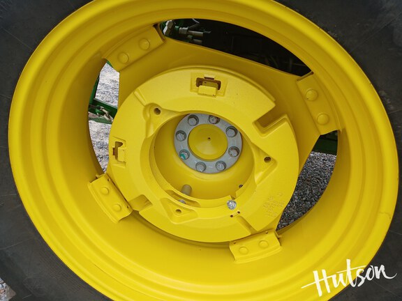 Photo of 2022 John Deere 6135E