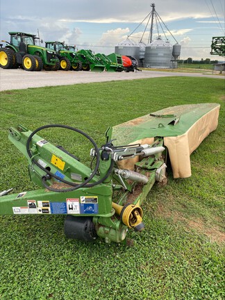 2023 Krone R320
