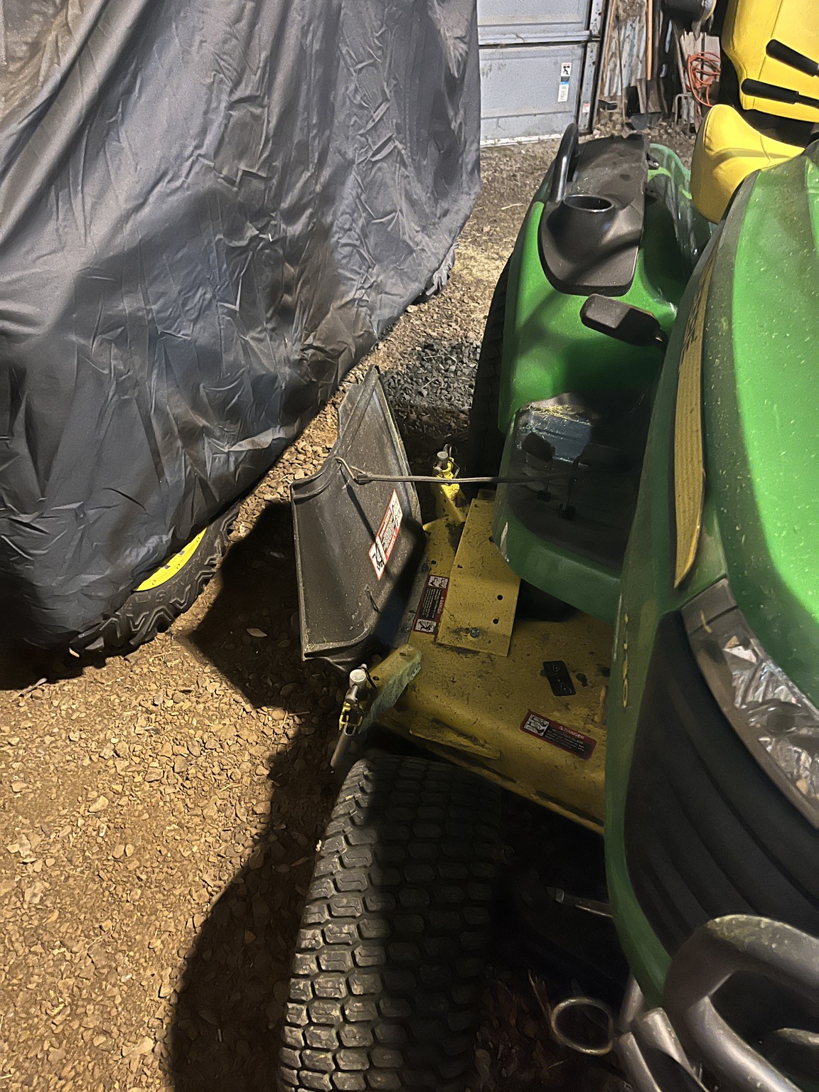  2016 John Deere X730 at Heritage Tractor in Streator, IL
