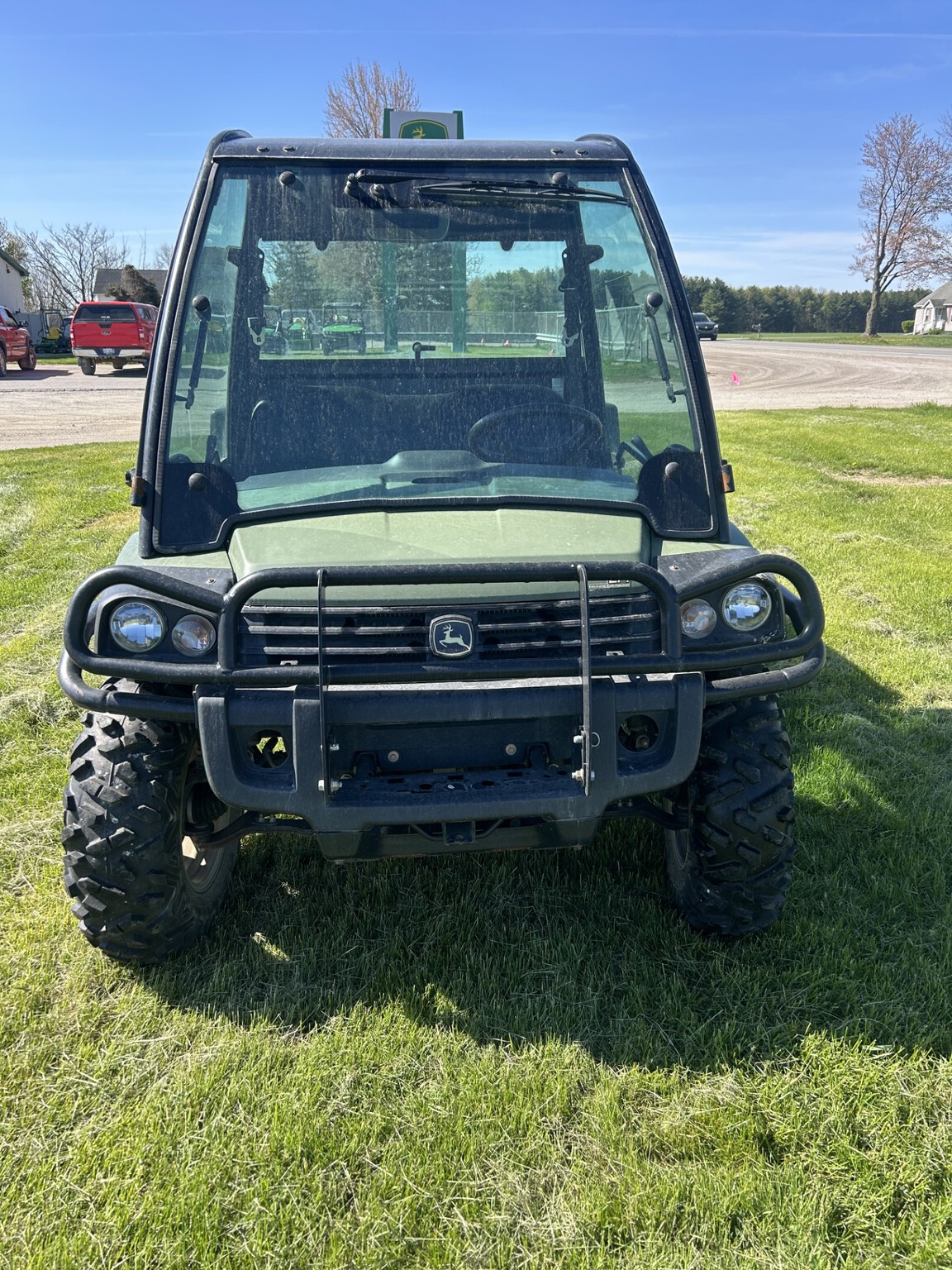 2013 John Deere XUV 825I GREEN Image 2