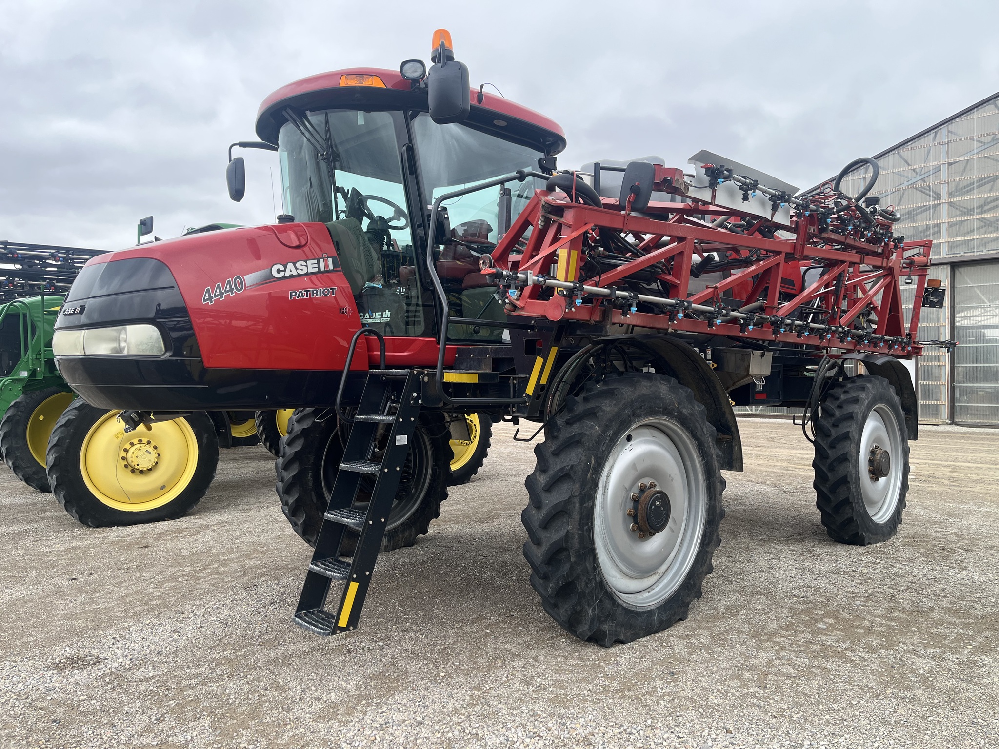 2015 Case IH Patriot 4440 Self-Propelled Sprayers
