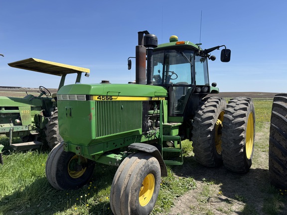  John Deere 4555