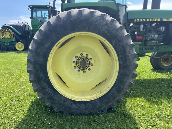 1990 John Deere 4555 - Photo13