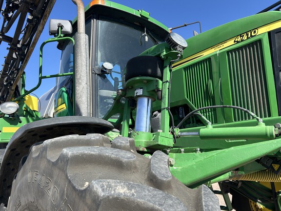 2003 John Deere 4710 (3rd thumbnail)