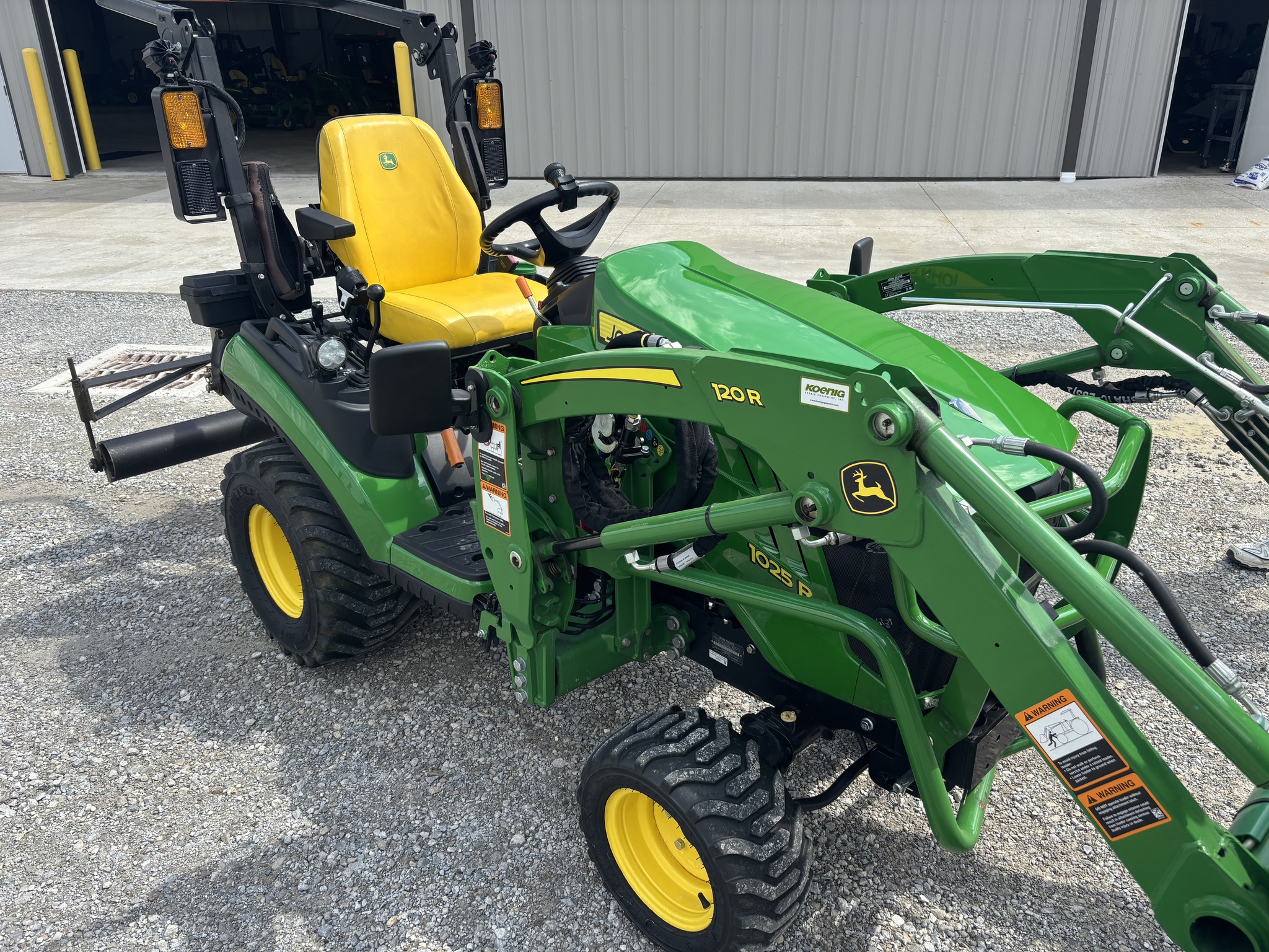 Used 2023 John Deere 1025R Compact Utility Tractors at Koenig Equipment in Botkins, OH - PhotoXL2