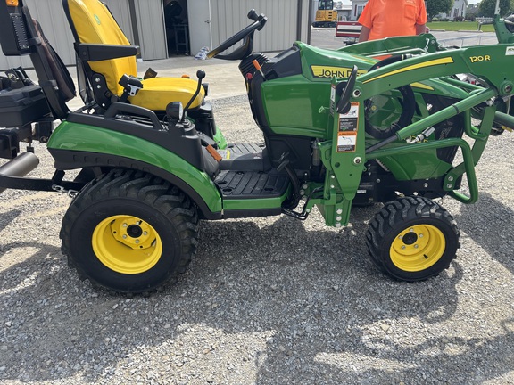 Used 2023 John Deere 1025R Compact Utility Tractors at Koenig Equipment in Botkins, OH - Photo5