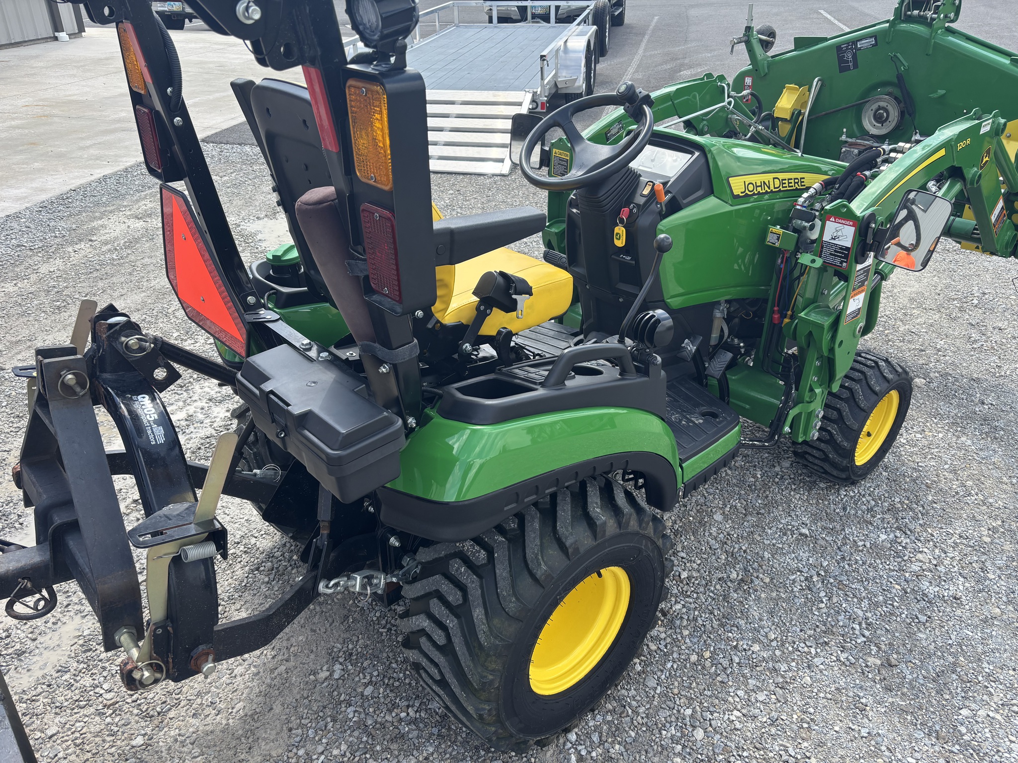 Used 2023 John Deere 1025R Compact Utility Tractors at Koenig Equipment in Botkins, OH - PhotoXL4