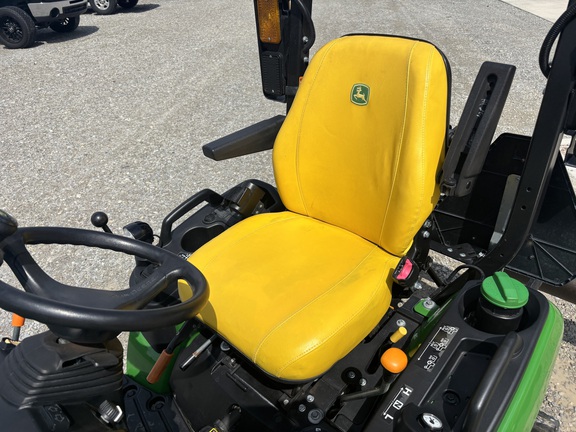 Used 2023 John Deere 1025R Compact Utility Tractors at Koenig Equipment in Botkins, OH - Photo6