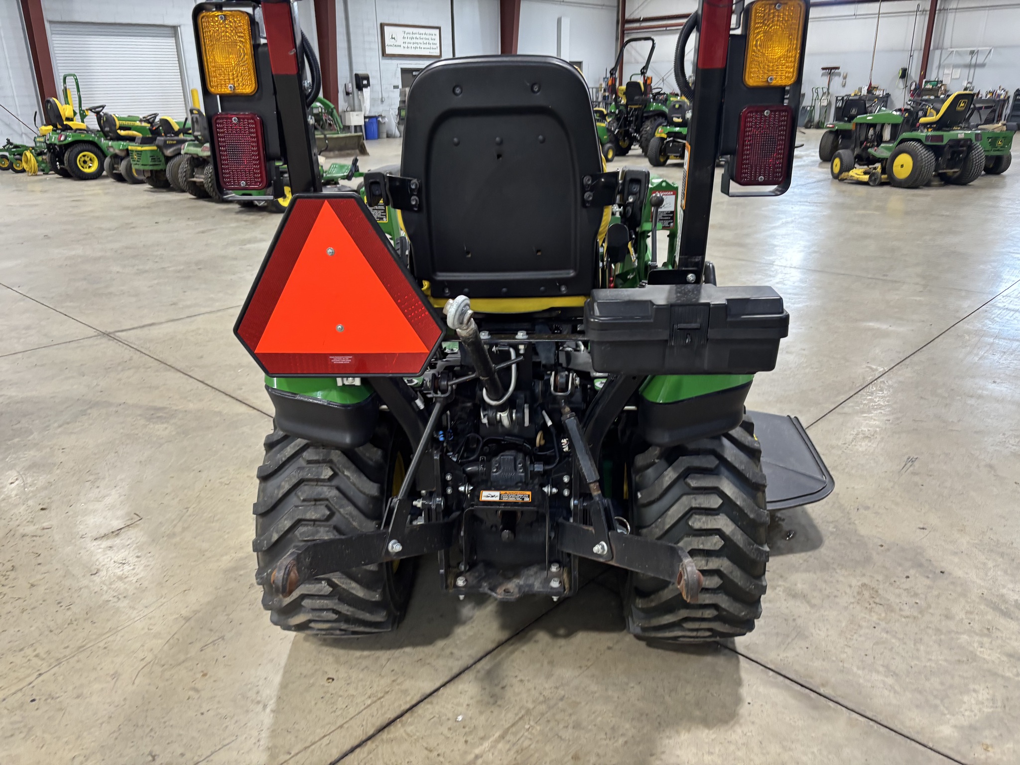 Used 2023 John Deere 1025R Compact Utility Tractors at Koenig Equipment in Botkins, OH - PhotoXL4