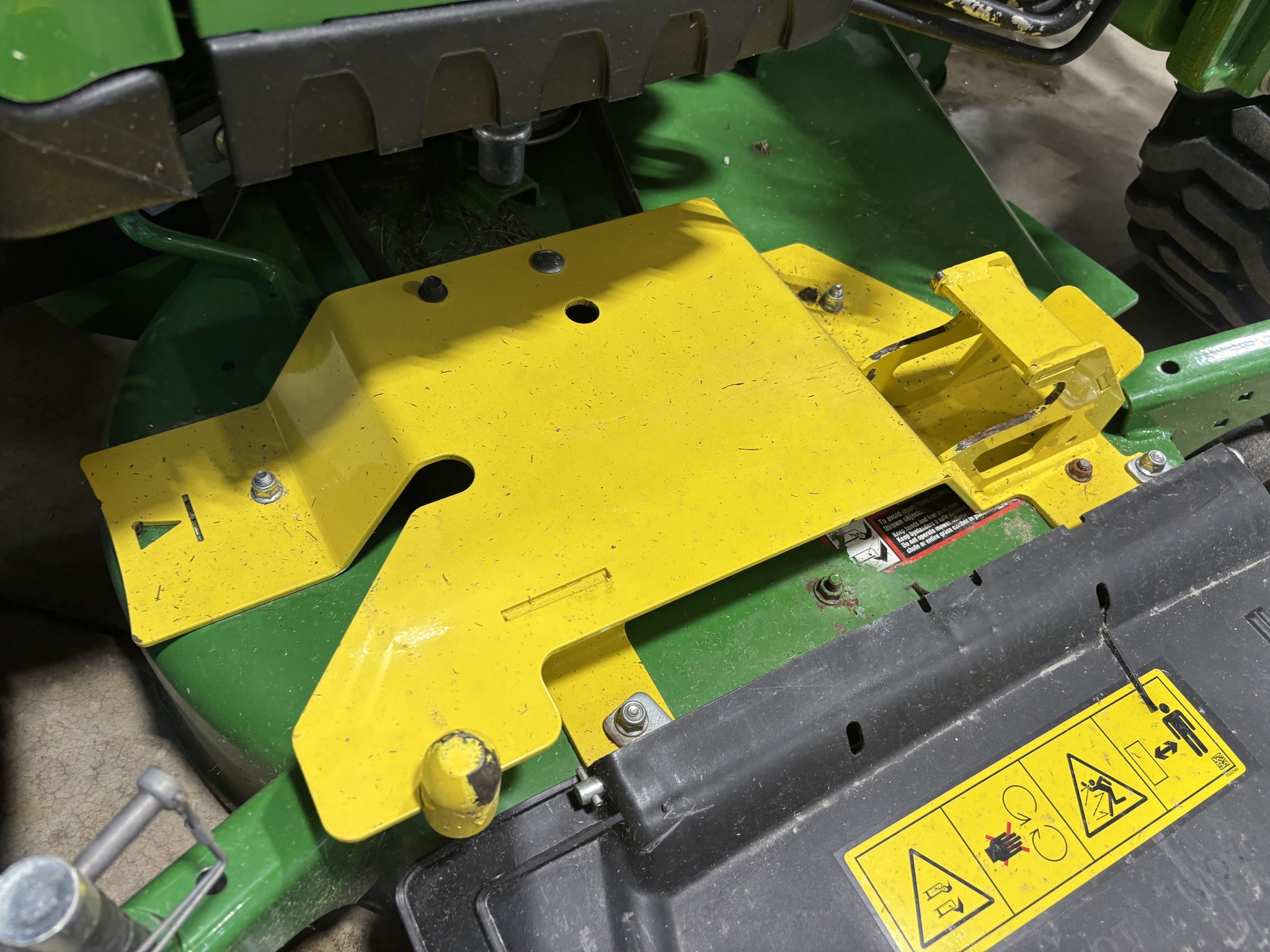 Used 2023 John Deere 1025R Compact Utility Tractors at Koenig Equipment in Botkins, OH - PhotoXL15