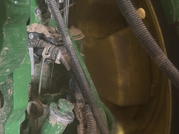 Photo of 2024 John Deere 8R 310