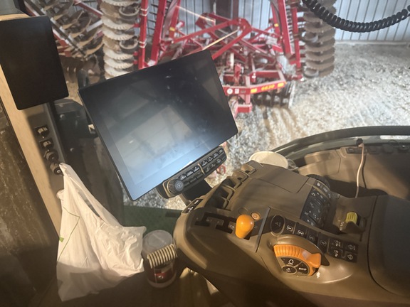 Photo of 2024 John Deere 8R 310