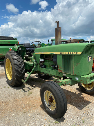 1977 John Deere 3130