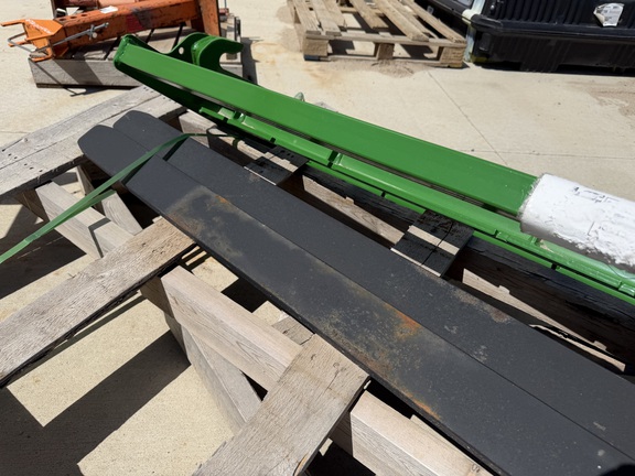 2025 Frontier AP10F - Photo6