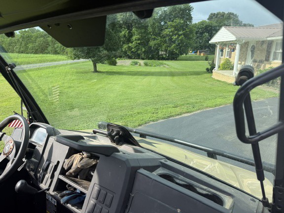 Photo of 2022 John Deere XUV 835M