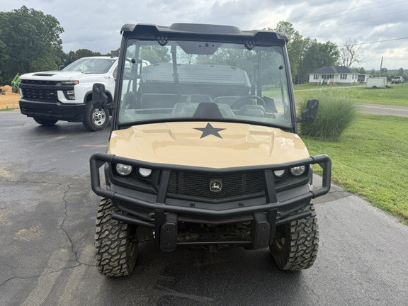 Photo of 2022 John Deere XUV 835M