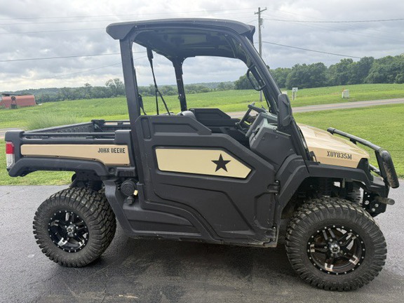 Photo of 2022 John Deere XUV 835M