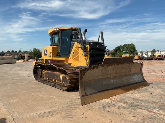 Photo of a 2020 John Deere 850L
