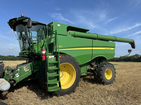 Photo of 2018 John Deere S780