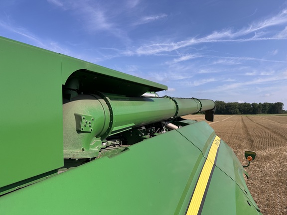 Photo of 2018 John Deere S780