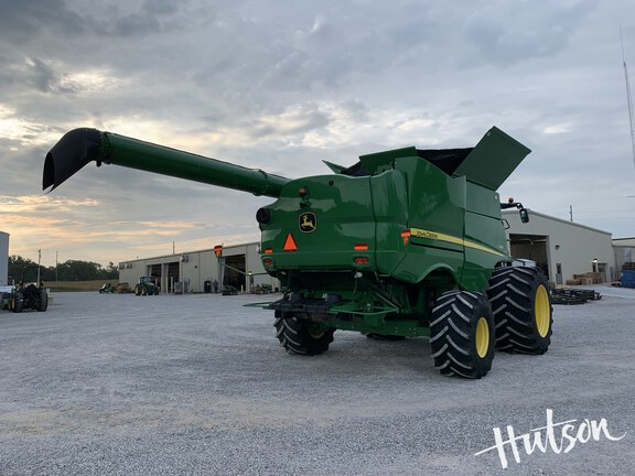 Photo of 2018 John Deere S780