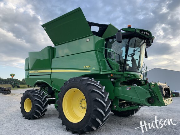 Photo of 2018 John Deere S780