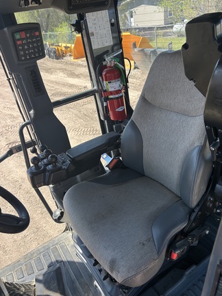 2019 John Deere 672G
