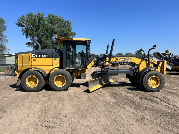 Photo of 2019 John Deere 672G