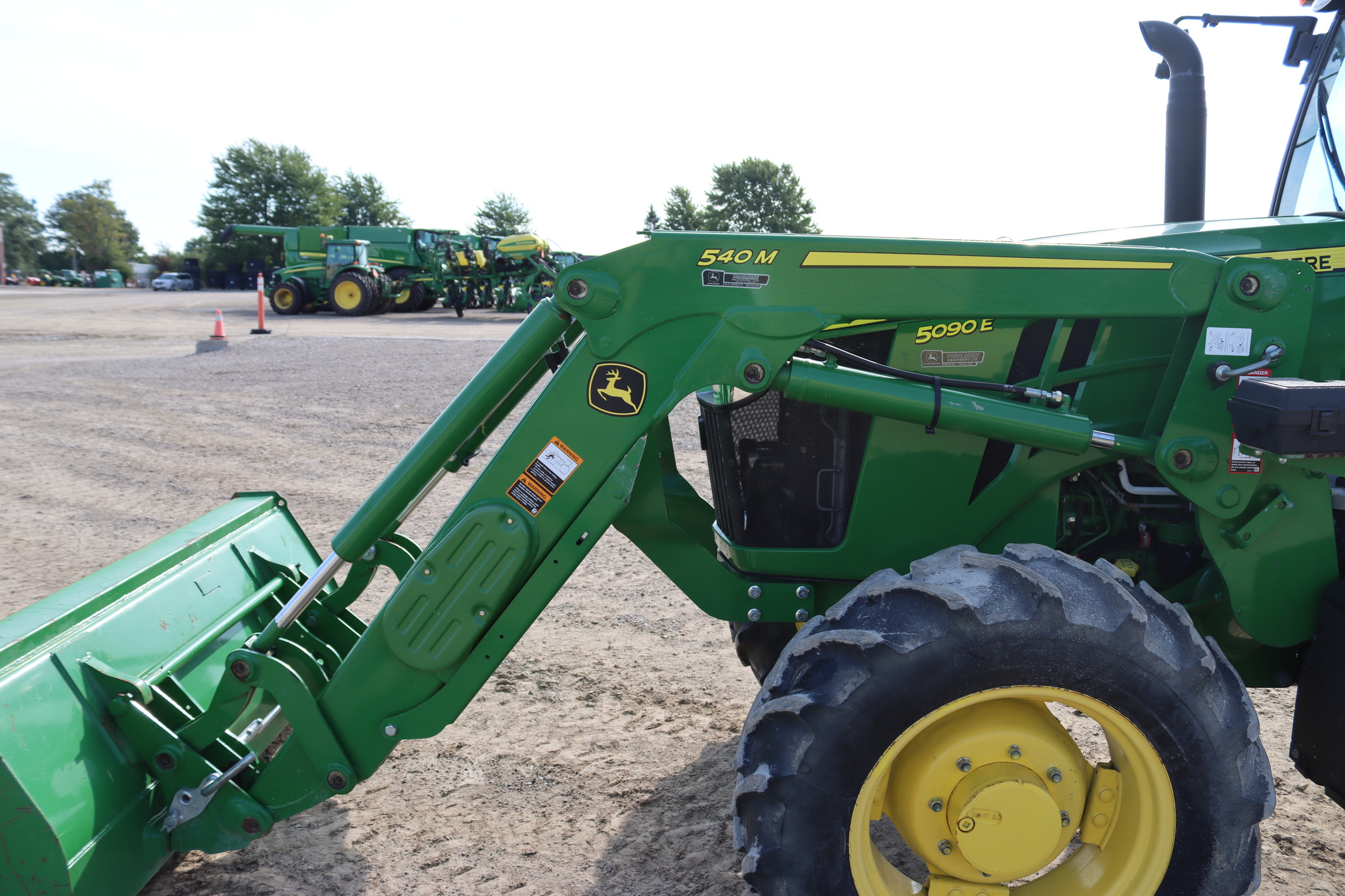 2022 John Deere 5090E Utility Tractors