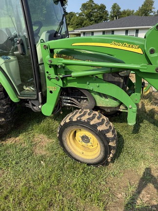 Photo of 2012 John Deere 4720