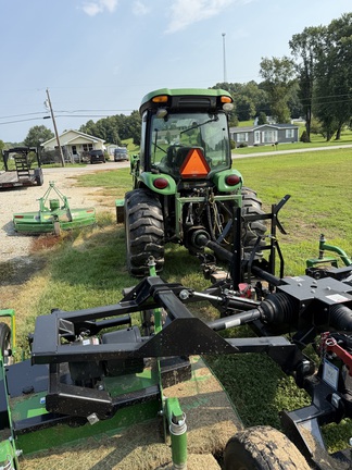 Photo of 2012 John Deere 4720